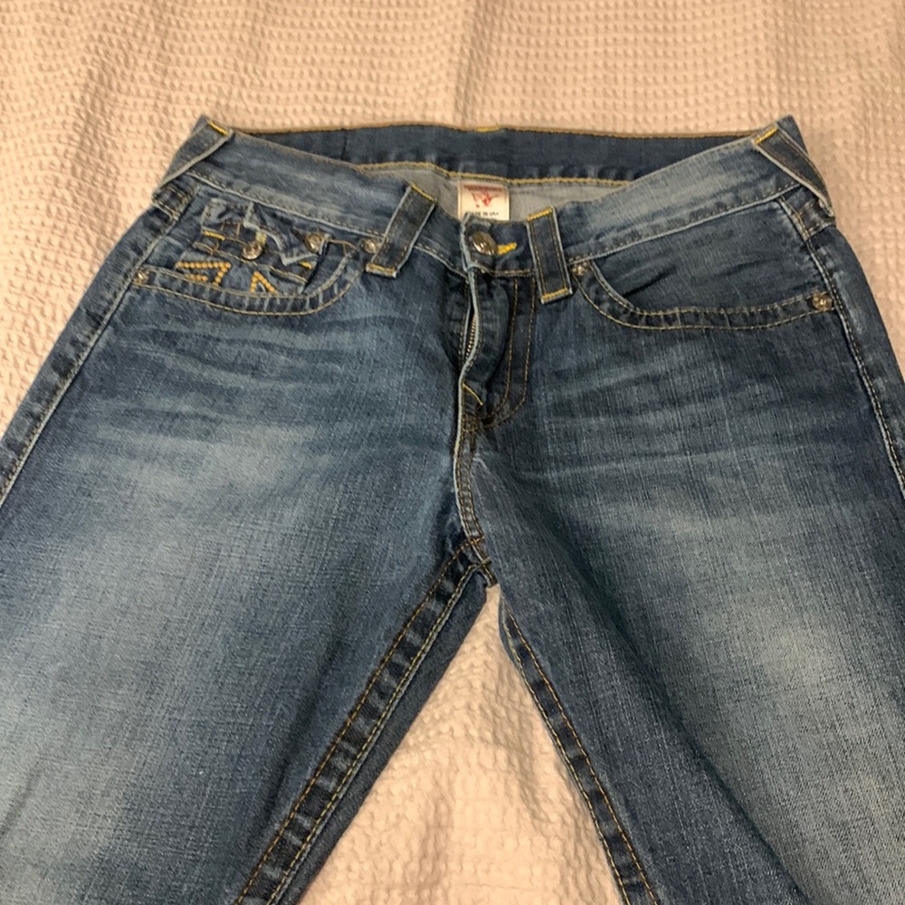 True Religion 31 waist jeans worn maybe 5 times. Need gone. Very nice pair here
